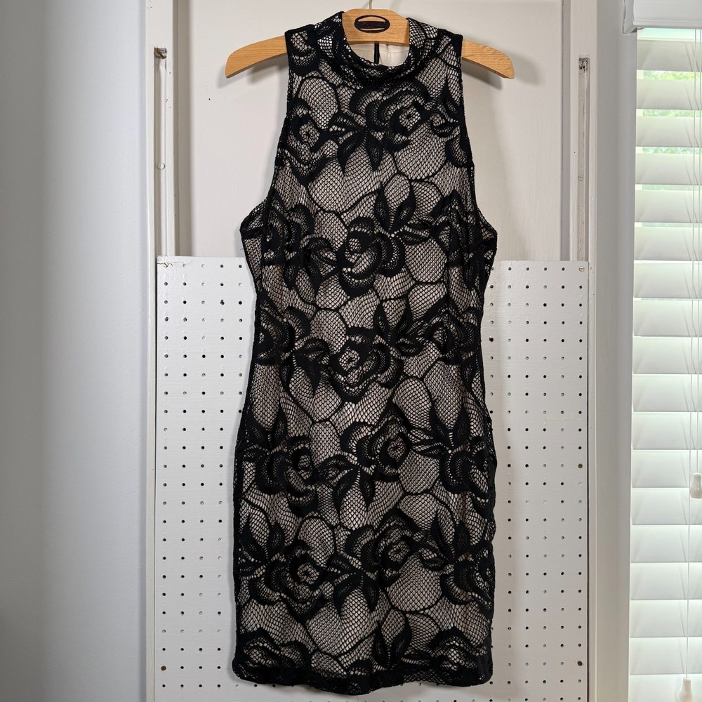 La Pina‎ by David Helwani Floral Lace Dress Women's Black Nude Lined - Large